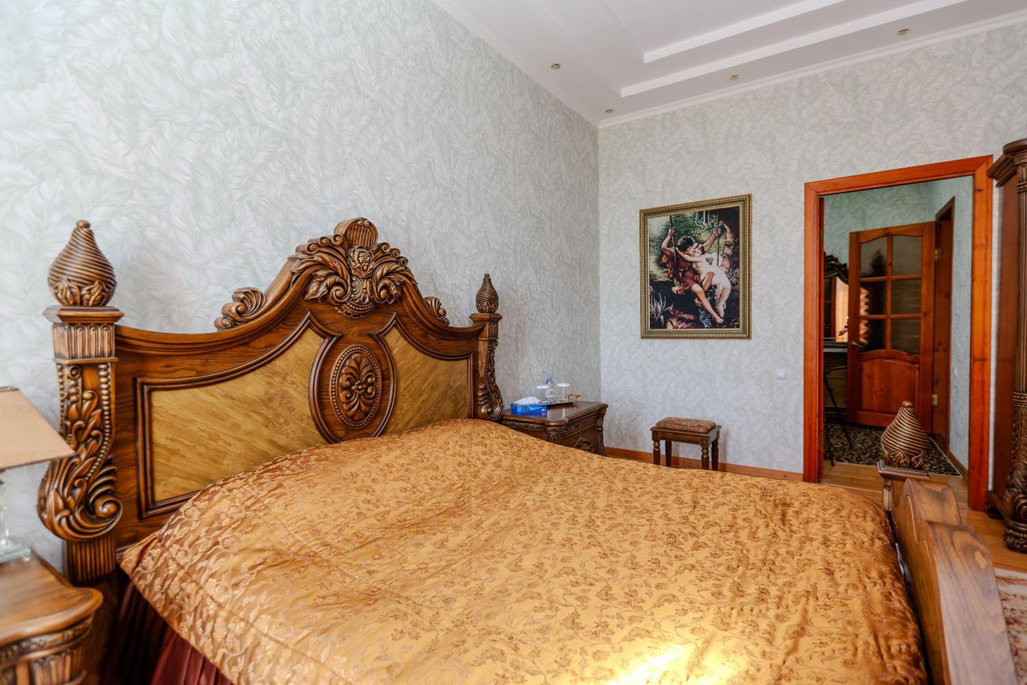 Respect Hotel Pavlodar Eksteriør billede