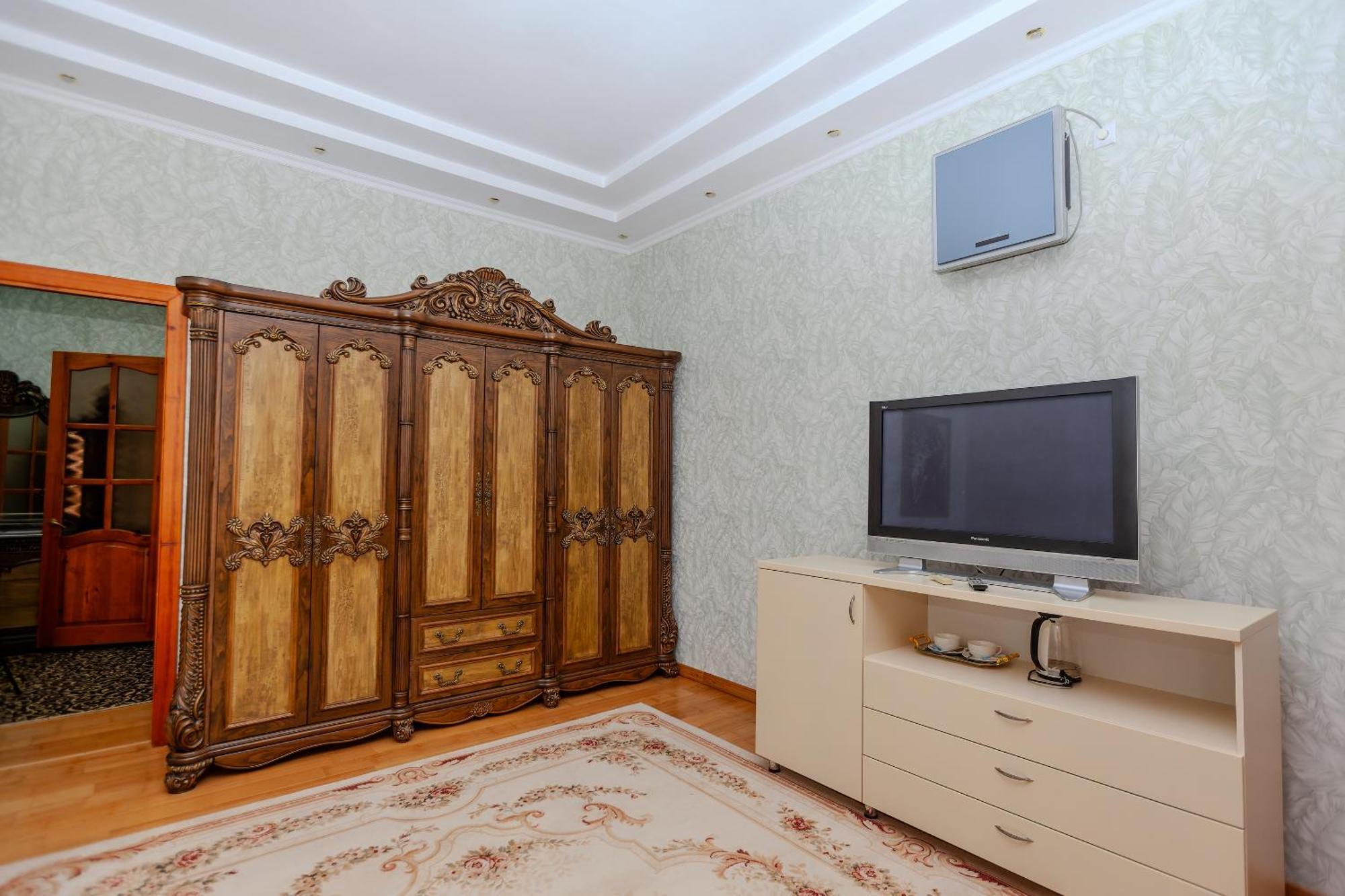 Respect Hotel Pavlodar Eksteriør billede