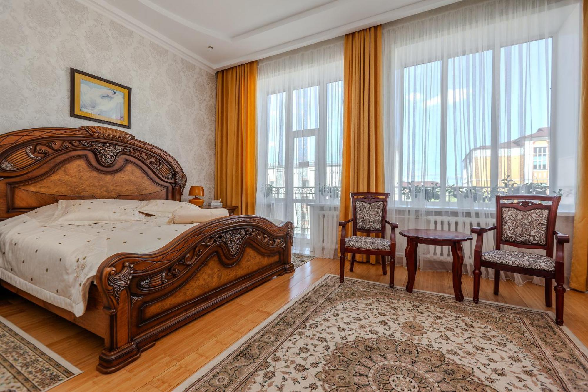 Respect Hotel Pavlodar Eksteriør billede